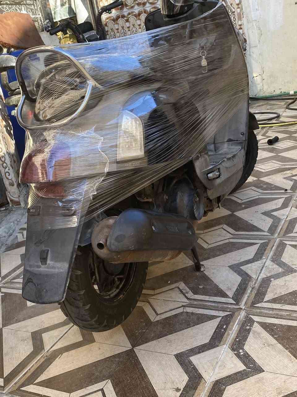 اخر قطعه توها واصله نكره سلف  برغي ما مجيوس وما مشتغله سعر926 رقمي ***********
