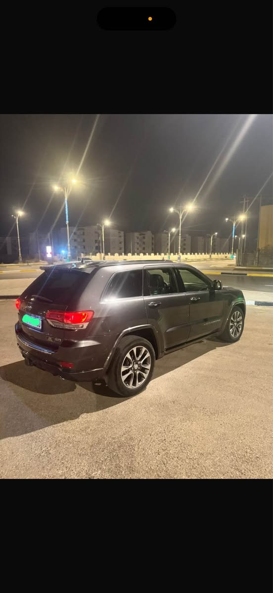 جيب أوفر لاند  Jeep Overland
الموديل 2017
رقم السيارة | كربلاء ومكانة كربلاء 🔹
 📍 (((بيع او مراوس)))
المسافة المقطوعة (((70)))الف

⚠️ حادثها البجم كامل وبابين مبدلات بدون صبغ 

المواصفات 🔰

‏‎محرك 6 سلندر 3600 صالنصه عدد اثنين

‏‎فتحة بانوراما.

‏‎كشنات جلد بشعار اوفرلاند مع تدفئة وتبريد.

‏‎كشنات خلفية مع تدفئة.

‏‎كشنات أمامية بتحكم كهربائي وذاكرة.

‏‎ستيرن تدفئة وكهربائي مع شفتات.

‏‎دشبول خياطة بلادي أصلي.

‏‎جكات.

‏‎أربع وضعيات للقيادة.

‏‎نظام صرف الوقود (إيكو).

‏‎مرآة جانبية عند الرجوع للخلف مع هيتر.

‏‎لايتات لد أمامي وخلفي مع منظومة زينون بلادي.

‏‎كاميرا خلفية وحساسات أمامية وخلفية.

‏‎شاشة كبيرة.

‏‎صندوك كهربائي.

‏‎تشغيل عن بعد.

‏‎هوكات أمامي وخلفي.
سعرة بلاش 180 وافتر السوك وشوف الأسعار  
‏‎غرفة بلون أسود.
*********** ))بي واتساب كربلاء, العراق
