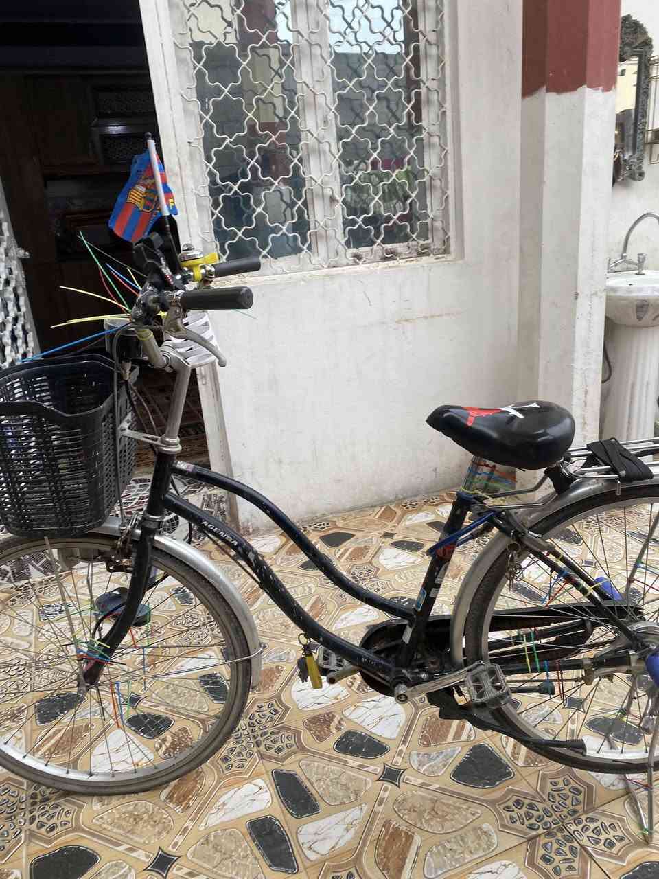 السلام عليكم بايسكل للبيع العنوان كركوك حي العروبه رقم الهاتف ***********
