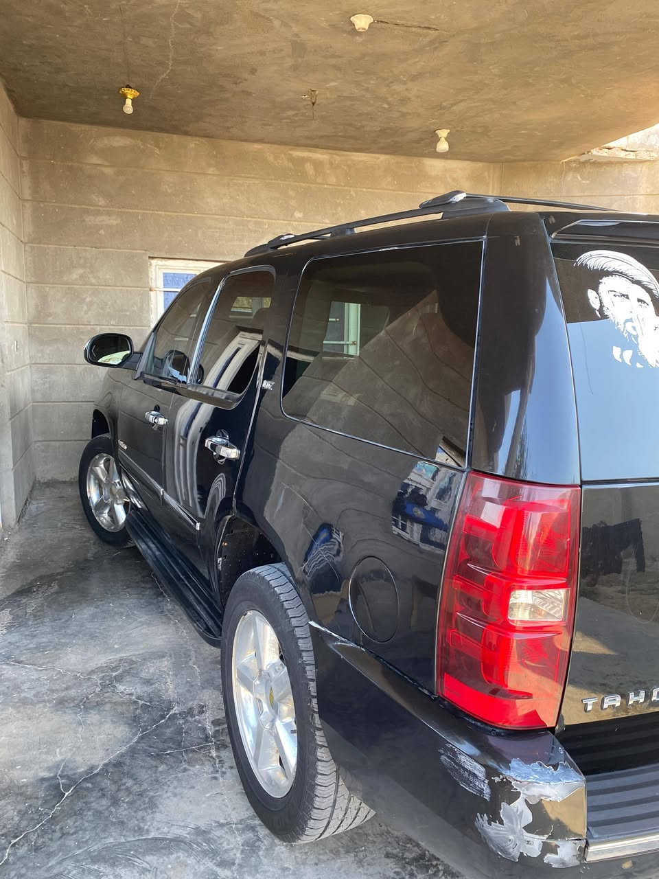 السلام عليكم
تاهو ابتر موديل ٢٠١٠فول مواصفات                                              
سياره جديده جديده بعدها بريحة الشركة 
(ادوات ادوات ادوات) تخم تاير حداديه مامي خلفي 100نظافه تبريد ويه سويج 
السيارة ربع ما تصرف عليها 
فقط شفقه؟ 
السعر ٩٣  وبيها مجال 
الشراي يخابر ويدلل 
المكان/علي غربي
مبايل/***********
بيع فقط
