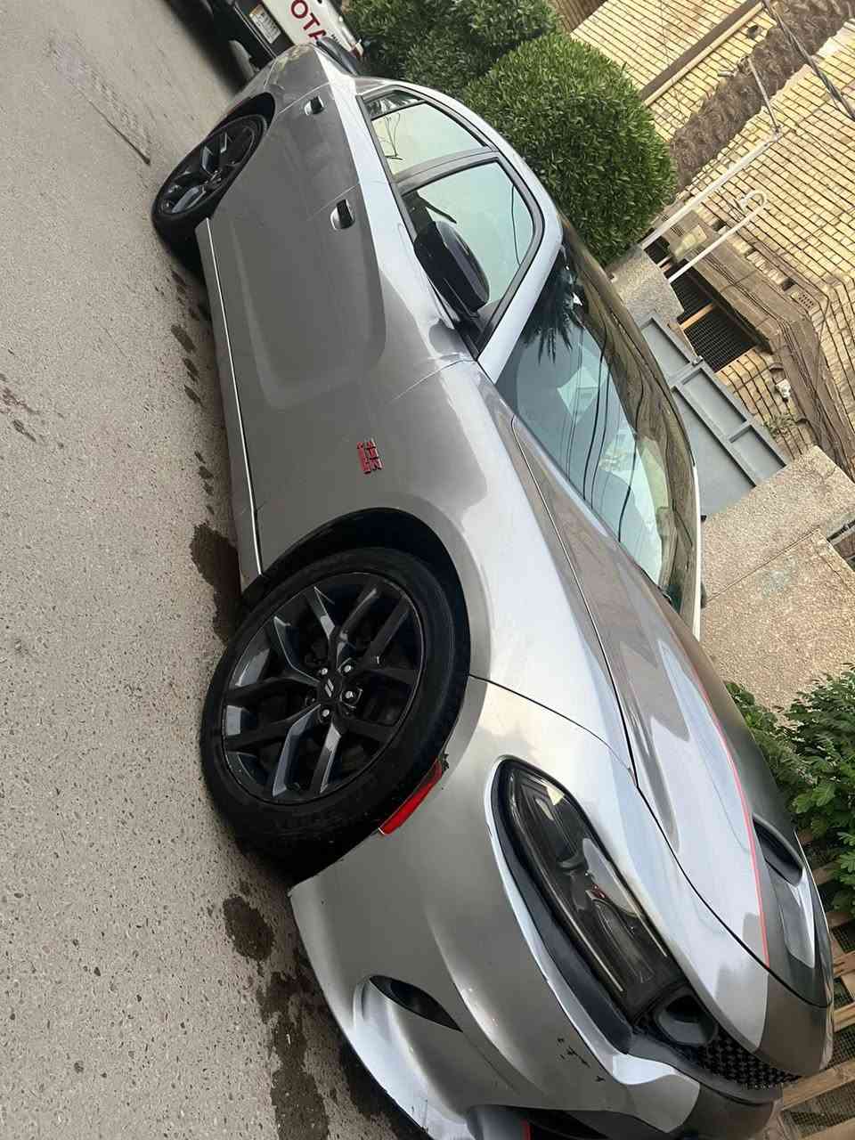 سلام عليكم
جارجر ارتي موديل 2018 لون سلفر
أربع قطع بيهة السعر 16 ألف يعني شدة وستين ترهم قسط
***********
