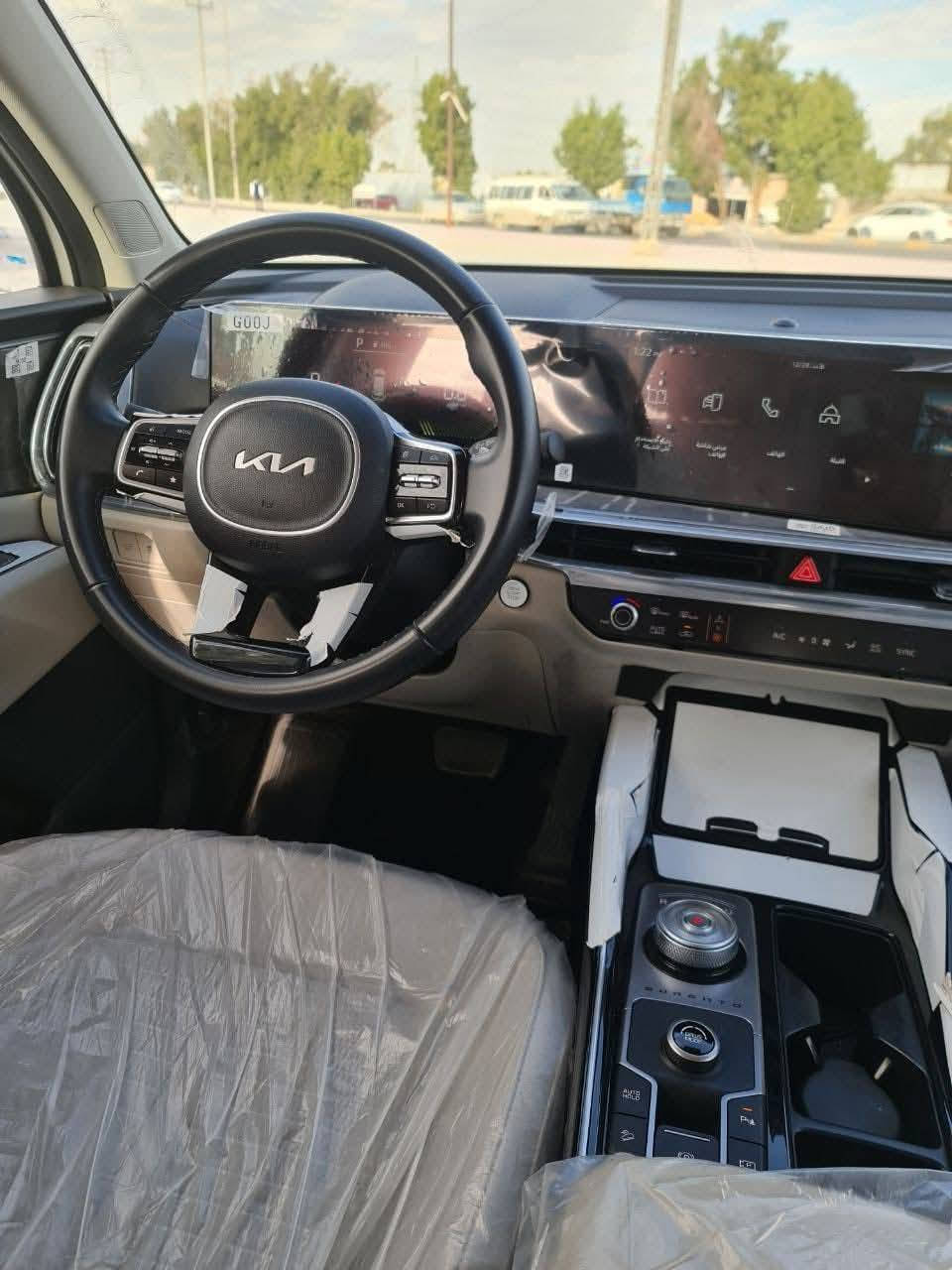سلام عليكم للبيع فقط.. 
كيا سورنتو موديل 2025 زيرو خليجي وكاله عامه
لون ابيض المحرك 6 سلندر 3500 cc
سياره ماشيه ٨ ألف زيرو
رقم سليمانيه شرط تحويل نس اليوم
سبعه راكب و دخول بصمه داتا شو وكير ماوس
صندوق كهرباء ويل كب لونين حجم 20
حساسات امامي خلفي تشغيل عن بعد
كامره خلفيه دوار تبديل دهن مجانيه بالوكاله كيا
وضمان خمس سنوات
السعر$ 333 $ $$وبي مجال
مكاني كركوك. طوز خرماتو ***********
غير متواجد على فيس
