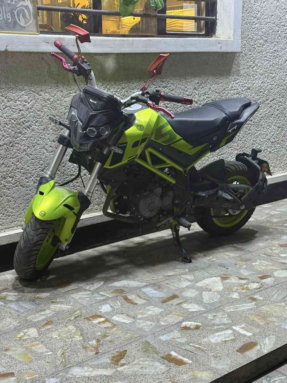 سلام عليكم شباب TNT 135 للبيع زيرو ماشيه ٩٠٠ كيلو لون مميز رقم بغداد السعر ٢٧٥٠  للتواصل ***********
