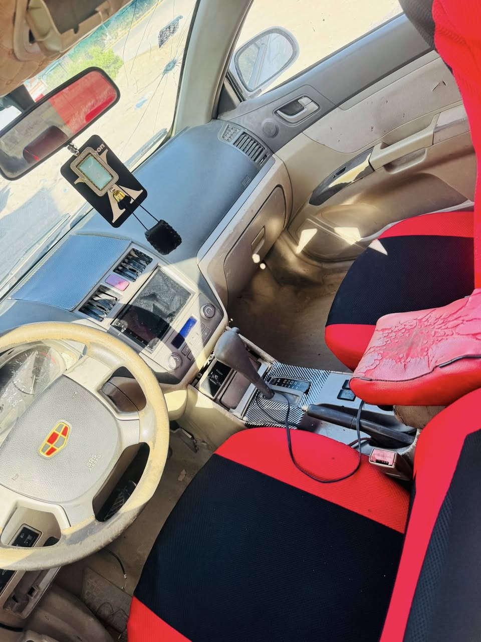ام كراند C7  السعر 41 وبيها مجال 
موديل 2010
سنويه لل31
رقم بغداد مداور شوكت متريد 
مكينه كير كورلا 1800 مكفولات 
حداديه جاهزه ١٠٠/١٠٠
ضربه مابيها بس اشبر بلباب 
صبغ بلادي 
مكاني نجف ميلاد 

0784 075 5236
*********** واتساب
