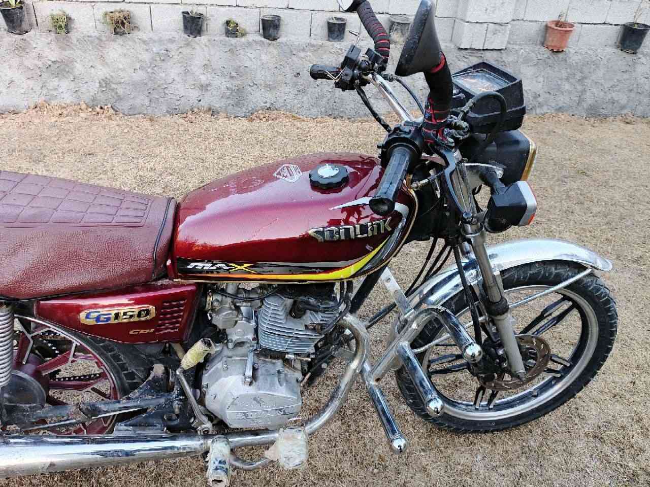 دراجه موديل 23 مراوس هيوشه او سالم بدون اوراق العنوان جزيره الرمادي اللي عنده امراض يتصل واتساب ***********
