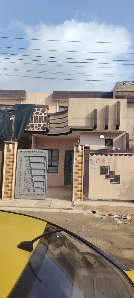 بيت للبيع المساحة 110
سند طابو الزهور شرط التحويل
غرفه + هول + استقبال + مطبخ + مشتملات 
حي الانتصار شارع( 60)
 مقابل أسواق الشريف 
السعر [57] بي مجال 
للتواصل ؛ 
(***********) ً( *********** )
