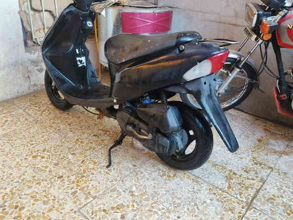 سلام عليكم دراجه سازوكي للبيع دراجه مجفته عله ايدي سعر ٢٢٥ وبيهه مجال ***********  واتساب او مازنجر
