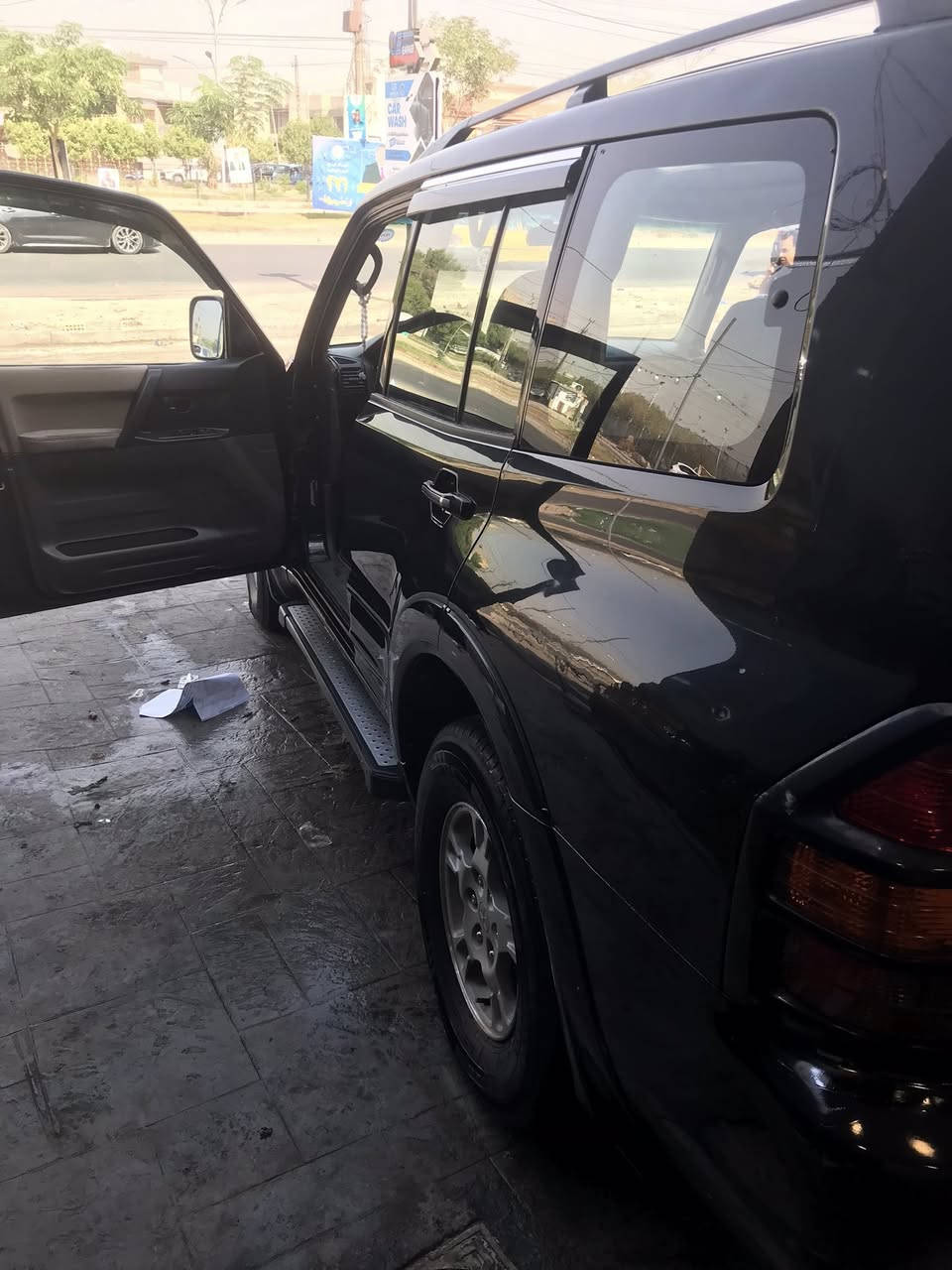 السلام عليكم باجيرو 2002 للبيع قم سليمانيه باسمي مواصفات تبريد تدفئه كشن كهرباء سلايت طكتين ثلاجه بيهه مري شفط فور ويل كير. مكينه خير من الله السياره 7ركب السعر المطلوب 80 او بيهه مجال العنوان بغداد البياع رقم موبايل ***********
