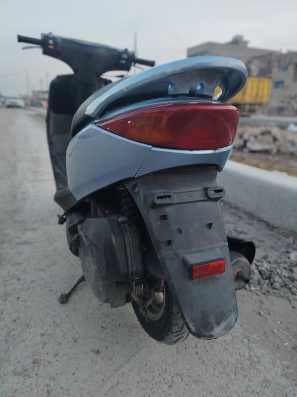 ابريز دراجه جديده وتخبل شرط سعر ٥٥٠ مكاني مدينه الصدر رقمي ***********
