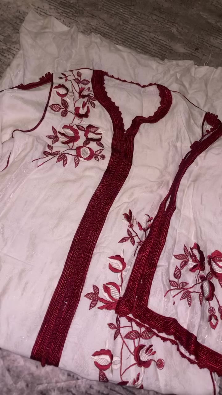 للبيع جديدات وخامتهم تجننن ماخذتهم من خارج العراق ،، الجاد بالشراء فقط يراسلني


**إذا كنت صاحب هذا الإعلان وتريد حذفه لأي سبب، رجاءا أرسل رسالة إلى الدعم الفني**