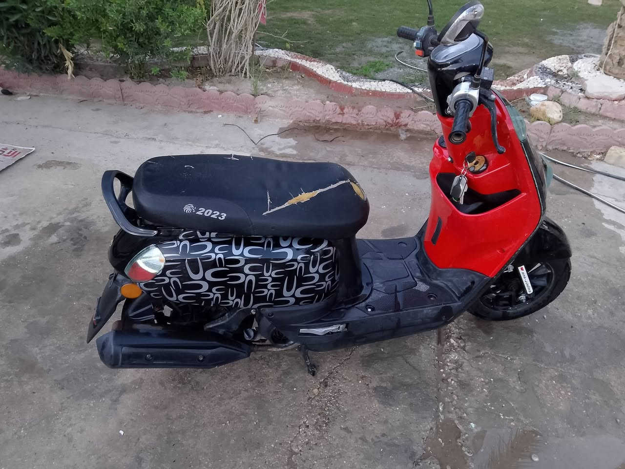 سلام عليكم دراجة نوع ماكس بواليسي موديل 2023 السعر 900 وبي مجال الرقم ***********
