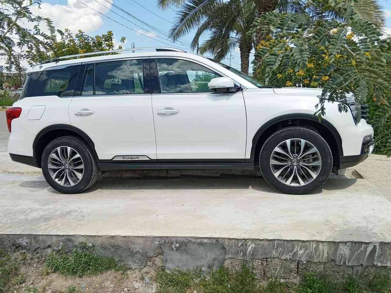 GAC GS8 سيارة
موديل 2020 .
اللون ابيض 
رقم اربيل دولي
خليجي فول مواصفات أعلى فئة 1/1
4 سلندر 2000 تيربو 
V4 turbu - 
7 راكب 
3 قطع تبريد
داخل جلد اوف وايت
ساعه تحكم بالسياره 
كشنات تحكم كهربائية 
تدفئة وتبريد بالكشنات 
ذاكرة خزن ميموري 
تدفئة بالأستيرن
فول تحكمات بالأستيرن مثل شفتات السرعه وتحديد السرعه والتحكم بالموبايل والشاشة.
4*4 دفع رباعي 
صندوق كهربائي شفط
فتحة سلايد روف 
بصمة تشغيل وبيبان وتحكم بصعود ونزول الجام
تشغيل عن بعد
شاشه ديجيتال كبيرة لمس 
دخول ذكي 
خمس انظمة تحكم بالگير
5 كاميرات محيطية  360 درجة 
تشغيل تلقائي للكاميرات عند تشغيل الأشاره للأنعطاف. ( تصوير الشارع )
حساسات اماميه و خلفيه
رادار امامي وخلفي 
شحن هاتف لاسلكي
10 مكبرات صوت
6 أنظمة قيادة لجميع أنواع الطرق
نظام ABS
تغيير  اتجاه اللايت مع تغيير اتجاه السياره 
كشافات
10 أكياس هوائيه (airbag)
ويل كب حجم 19
ماشية 100 الف كم
مكفوله من الضربة والصبغ
السونار مرفق مع الصور
هزه جديده ورقم انگليزي جديد وسنوية لغاية 2030 بأسمي ( وكالة أو تحويل) السعر ١٦٠ وبيه مجال للاستفسار *********** بيع او نراوس
