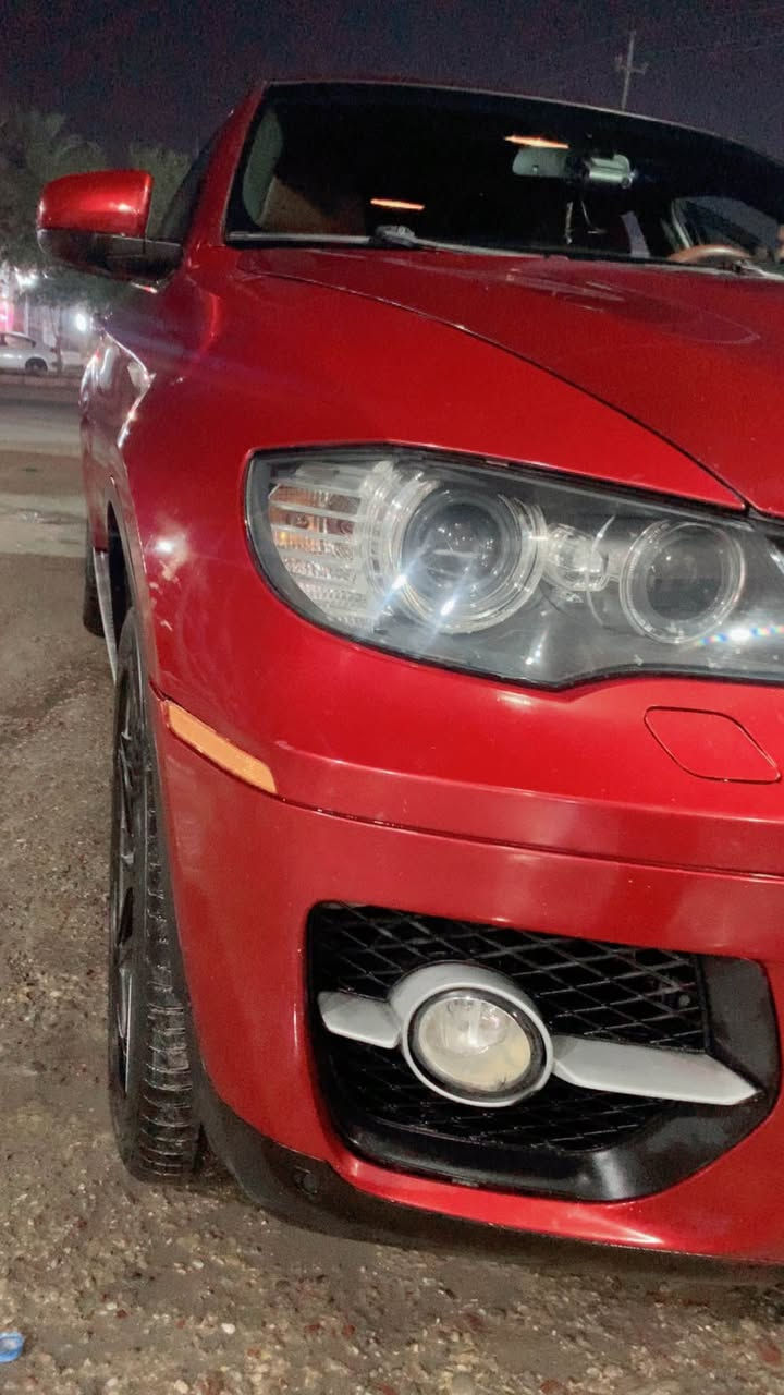 بيع او مراوس BMW x6 

موديل 2011 

السعر خاص 
 
لون ماروني دواخل مشمشي 

وارد امريكي بدون حادث داخله للعراق كلين 
 
التقرير  مالتها موجود من دخلت الى العراق 

بيها كم قطعه صبغ اثر جراد وشخوط 

كير جديد ومحرك مكفولات 

محرك N55 تك تيربو المرغوب 

 
3500 XDrive

نوزل قصير 

بانزين محسن  وعادي بس اني افول محسن دهن موتل يم الحسام مي راديتر اخضر 

مواصفات معروفه 

ثلاث انظمه قياده 

ايكو وسبورت وعادي 

شفتات ستيرن 

مري شفط 

3 كاميرات 

حساسات  360 

تدفئة تبريد 

كشنات تدفئة 

مثبت سرعه 

4x4

ميحتاج بعد اذكر لان الخيال يعرفها 

متواجد فيس او على الرقم 

*********** واتساب 
*********** بغداد, العراق

