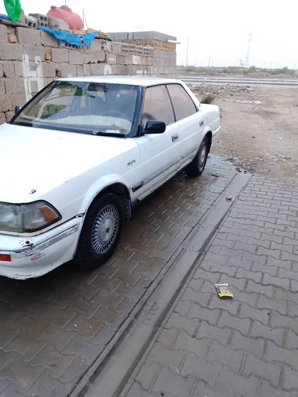 سلام عليكم سيارة البيع او مراوس حسب  مكينه وكير مكفولات سياره مكفوله من صبغ وضربه ونقل جثه مديل 1993 بلاديه  ***********
