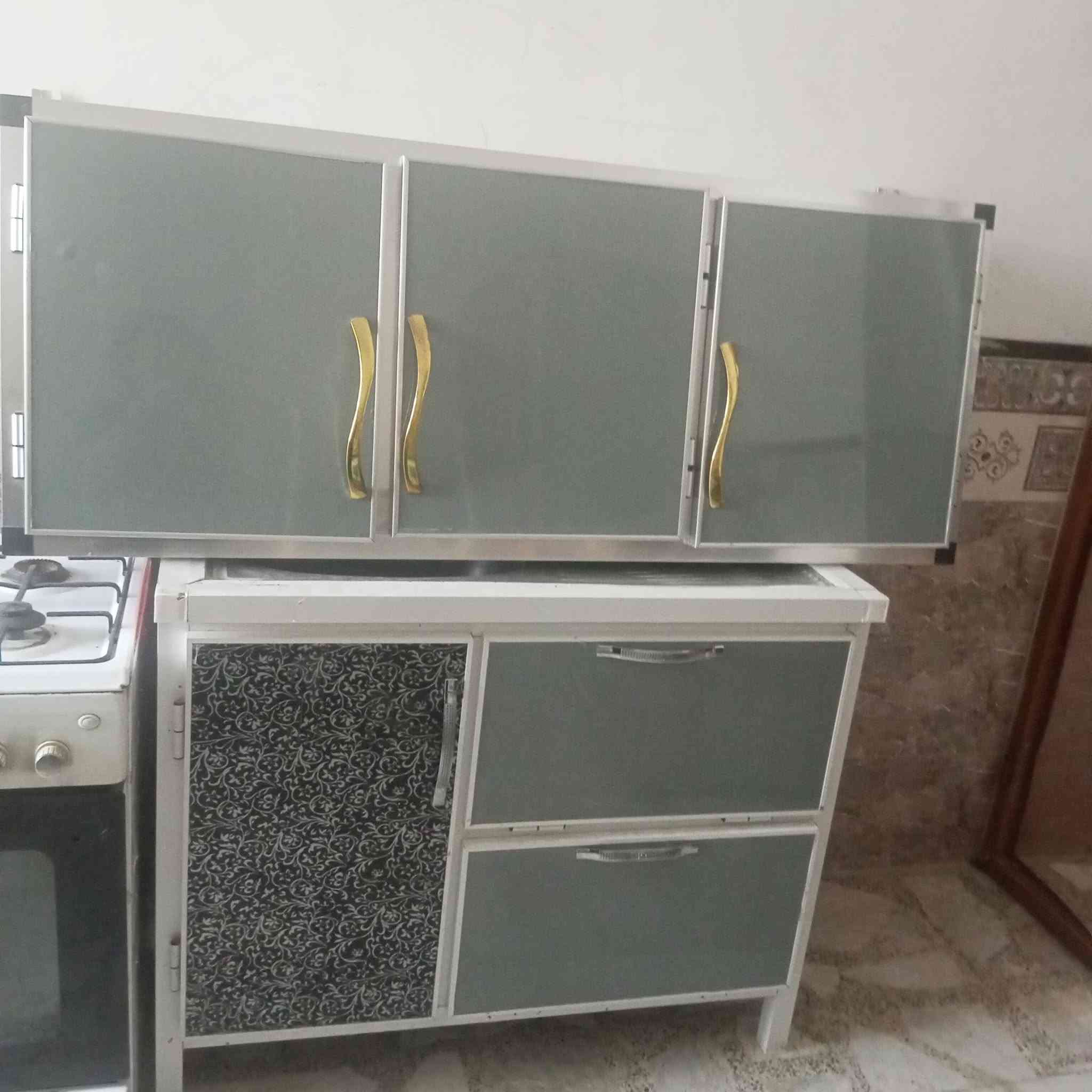 للبيع اغراض بيت نضيفات جدا مكاني حي الجهاد الاستفسار ***********
