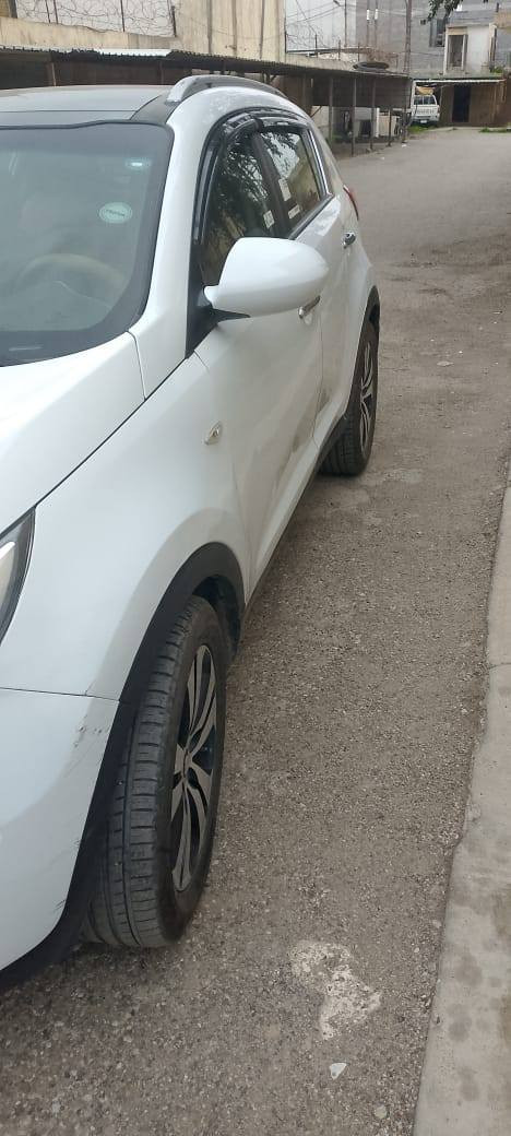 السلام عليكم ورحمة الله وبركاته 
سياره سبورتج للبيع بسمي موديل2014 دفتر بانزين بيه السنويه جديده
المكان كركوك السعر 125الاتصال على هاذه الرقم ***********
