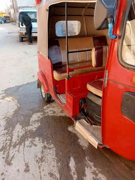 سلام عليكم تكتك البيع موديل 19 شهر 10 تكتك خير من الله تكتك اوراق اصوليه معمره دوسات وضربه بل تكمه بصيطه  المكان الحسنيه مال راشديه *********** سعر 3800 بيهه مجال
