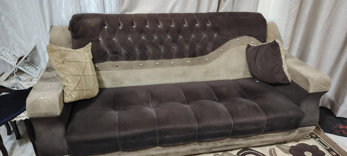 تخم عشر مقاعد للبيع 

المكان بغداد الحرية 
للتواصل خاص او على الرقم 

‭0772 586 9577‬
