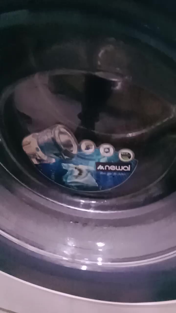 غساله للبيع 8 كيلو مع ضمان شهر سعر 150 للتواصل ***********
