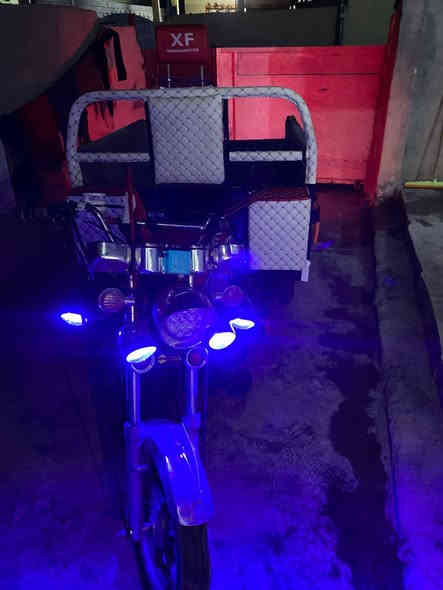 لسلام عليكم ستوته للبيع موديل 20منفيس اوراق وبليته  محرك كير بوكس اكسل كلها نضيف ركبه شاصي مكفوله من كلشي كهربيات كلها شغاله نكره سلف كلش حلوه سعره مناسب مليون و 200وبيها مجال مكاني كركوك رقم موبايل 
‭
‏‪***********‬‏
