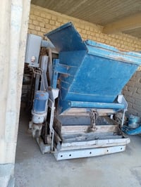 معمل بلوك كامل شغال للبيع مع أغراضها بسعر مناسب للاستفسار الاتصال على ...