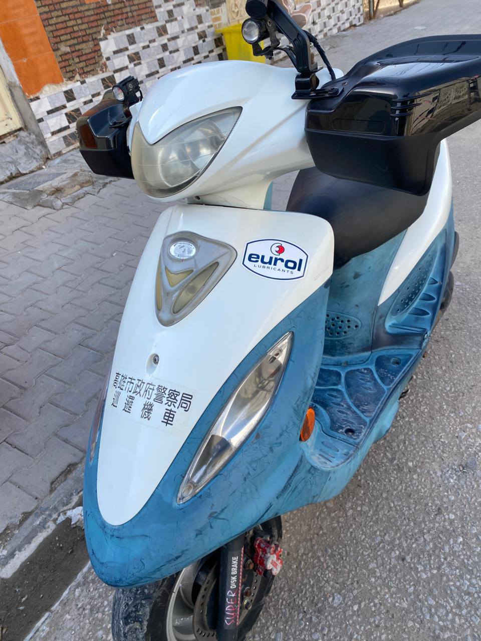 دراجه كامكو بوليسي نضافه فول مامفتوحه بلاد كفرات كله بلاد سعرها 600 وبيها مجال شلعه ومعدل *********** النجف, العراق
