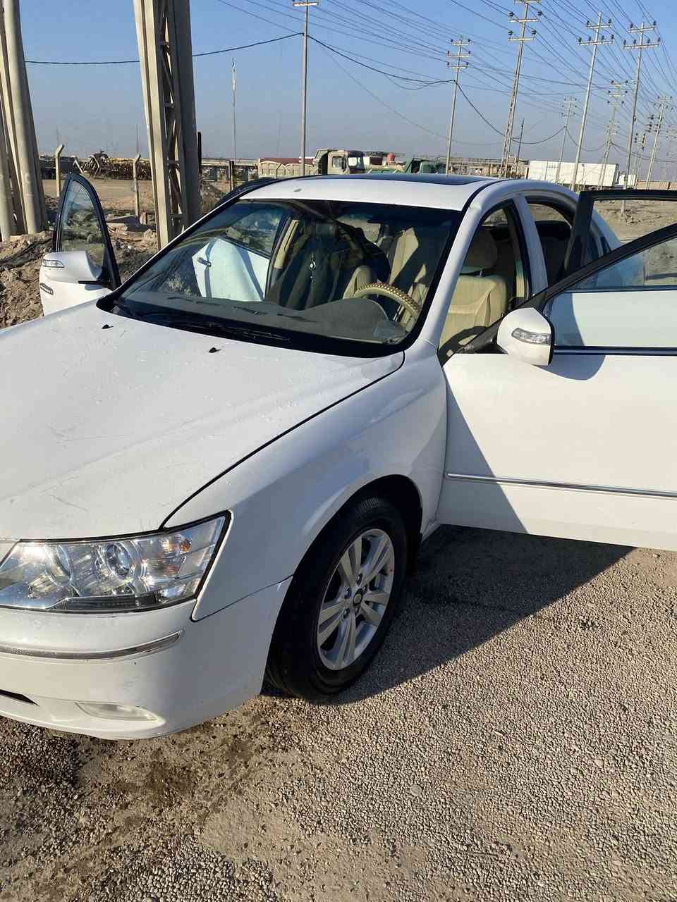 سوناته خليجي ١١. سنويه ٢٨. سياره كفاله من ضربه قويه وكلبه جفيه صوليات شرط تحويل  كير مكينه بل كفاله ٢٠٠٠ و٤٠٠ دوش كامل موصفات حداديه تخم تاير سياره نظيفه شراي يتصل *********** مكان بصره قرنه  سعر ١١٥ ورقه
