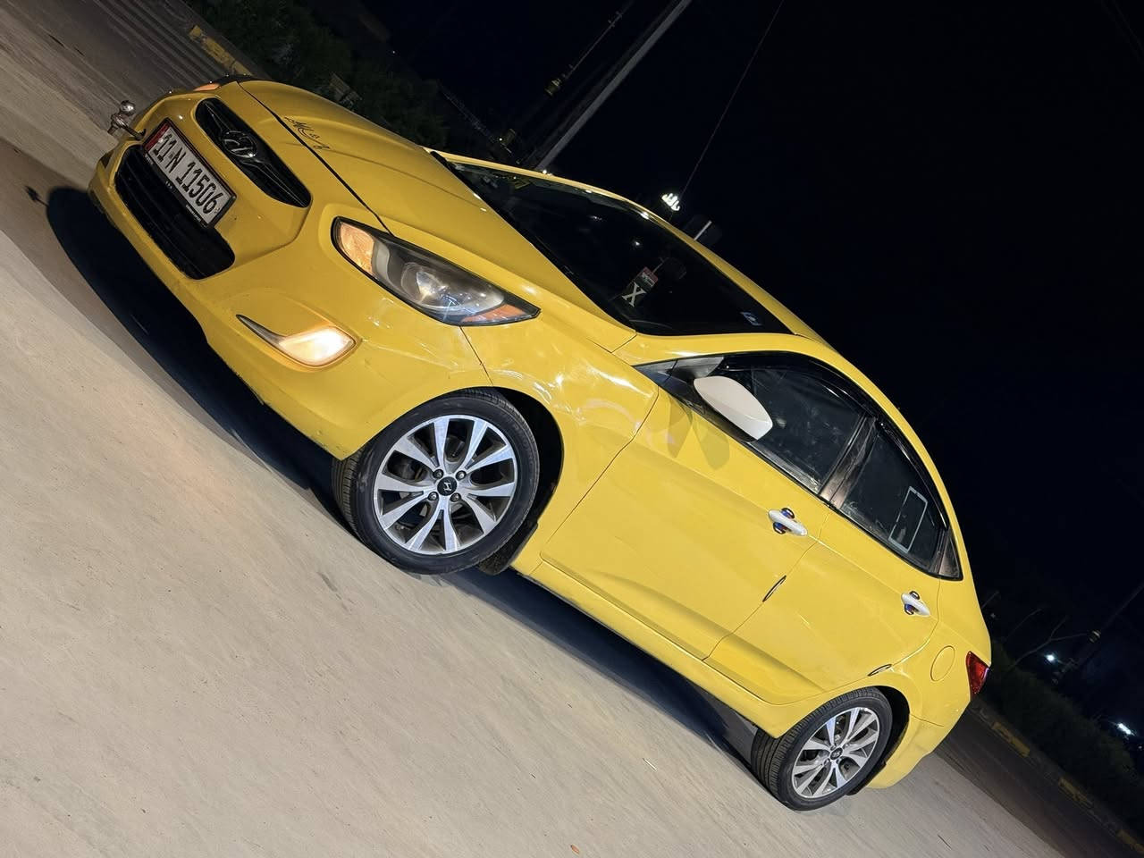 اكسنت 2012 امريكي   
نظام ايكو 
مانع انزلاق
نظام ABS 
كابون بانزين  
كامره خلفيه وحساسات 
رقم بغداد دولي سنوية جديدة هزة جديدة
السياره كود واحد ضررها بوند وراجع نفسه 
سقف تكم شرط ما بيهن قطره معجون 
 كير محرك شرط ماشيه 160 سياره مال جناي 
المكان موصل الايسر حي سومر 
***********
***********
