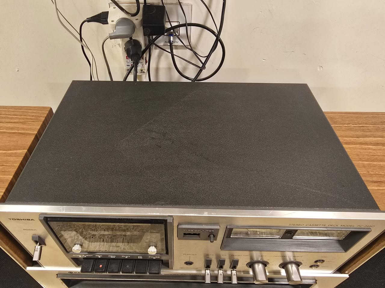 دك توشيبه  التفاصيل بلفيديو سعر خاص


**إذا كنت صاحب هذا الإعلان وتريد حذفه لأي سبب، رجاءا أرسل رسالة إلى الدعم الفني**