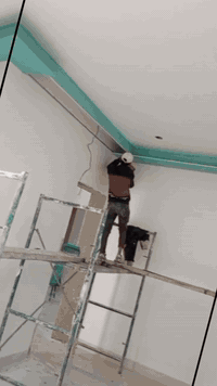 سلام عليكم متابعينا الكرام تحيه الى حضرة الادمن المحترم جانب من اعمالنه عمل جبس بورد سعر المتر بس عمل 10 كرزته وعمل لحد الصبغ 20  صبغ الداخل المتر 3000 بالاضافه الى صبغ الواجهيات ولحديد بأسعار مناسبه بابل لتواصل وات ساب  ***********
