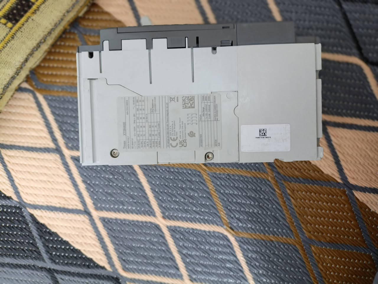 متوفر قاطع ABB 400A  متوفر كميه توصيل جميع المحافظات


**إذا كنت صاحب هذا الإعلان وتريد حذفه لأي سبب، رجاءا أرسل رسالة إلى الدعم الفني**