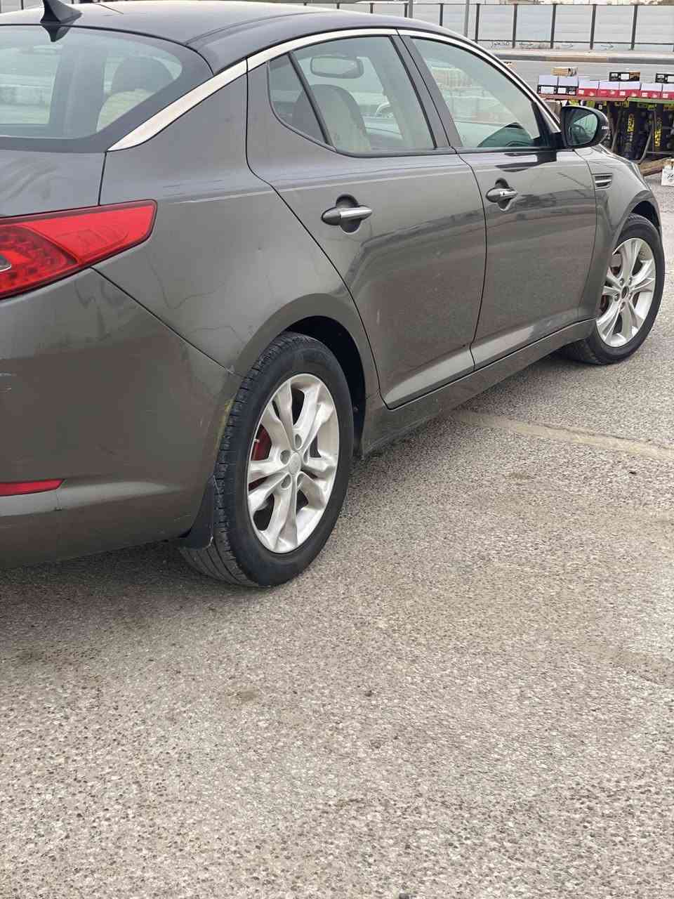 اوبتيما 2012 امريكي فول مواصفات 1/1 شكو شي ابالك موجود بيها بانورما فتحتين مكينه 2400 توربو 
صور الحادث بالمنشور
رقم بغداد باسمي هزة جديده سنويه جديدة لل2030بشهر 9
السعر 95 مراوس هم ترهم 
سونار موجود راسلني ادزه الك
***********
