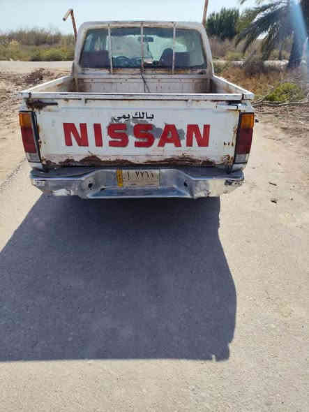 السلام عليكم
بيكب نيسان دبل قمارة موديل 1991
محرك 4y ياباني لاتنقيص ولاتبخير گير عادي 5 نمر 
البدي تعبان شوف العين
الرقم مميز مثل ماواضح بالصور
السنوية نافذة لغاية 2019 
السنوية بأسم واحد بالعمارة بالميمونة ماأندله ولادورت عليه
السيارة جبته أعمرها لكن ظروفي ماسمحت وصارله 4 أشهر واگفه
مكان السيارة بالبصرة ـ أم قصر ـ دور الهندية ..
السعر 21 ورقة 
الاتصال على هذا الرقم ***********
ملاحظة  ..
إذا ماعجبك المنشور گول الله يسهل أمرك ويرزقك وربي يرزق الجميع Singapore
