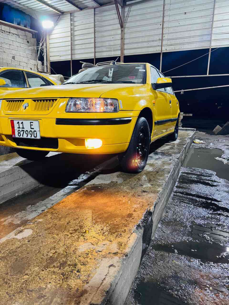 السلام عليكم شباب سمند موديل 12 كرستال اصل سياره جديده مكينه كير صدر تبريد تخم تاير تخم ويل جديد عليه ادامه كامله من كلشي  هيئة غرمات مصفره شرط السياره بسمي تحويل ثاني يوم  بيه باب صبغ  السعر 45 وبيه مجال بسيط عنوني بغداد الدوره
***********
