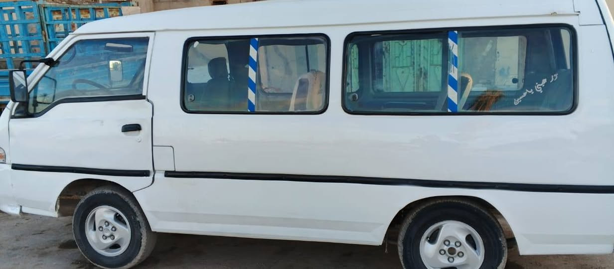 سيارة هوندا  مديل 96 مكينة وگير  بريجو 3000 لابخار ولاصرف سنوية 2019ساقطة حدادية جديدة كهربائياتها كلها شغالة  سعرها 33 وبيها مجال للطيبين***********
