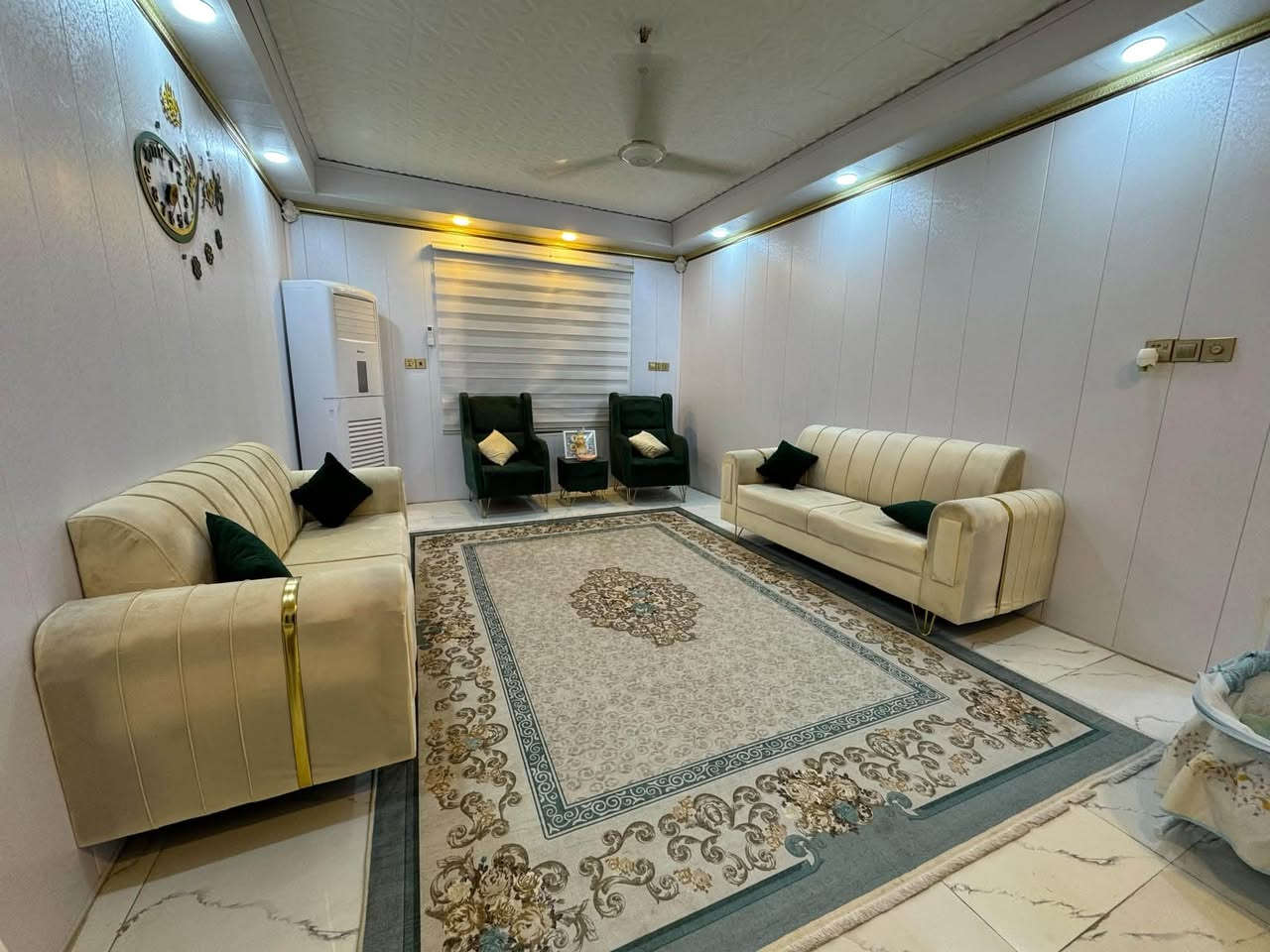 سلام عليكم
تخم للبيع كما موضع  بالصوره صارله سنتين تقريبا وسعرها مناسب ان شاء الله الي رايده يتفضل خاص وبي خير ويدلل


**إذا كنت صاحب هذا الإعلان وتريد حذفه لأي سبب، رجاءا أرسل رسالة إلى الدعم الفني**