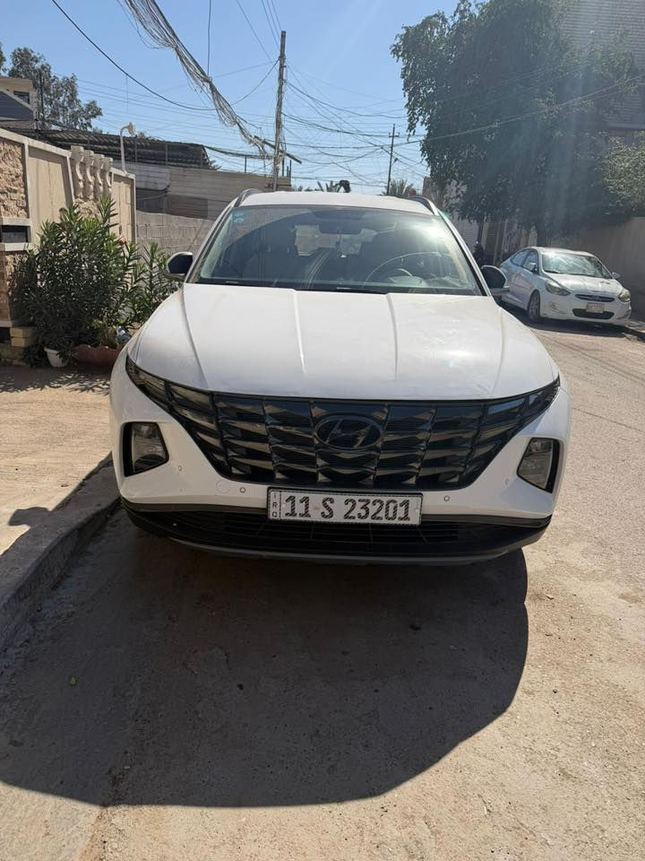 السلام عليكم 
توسان ٢٠٢٣ خليجي فول عدا الفتحة
بيهة بارد فقط بطرف البنيد
ماشية ٣٥ الف 
السعر ٢٢٠ 
للاستفسار
***********
