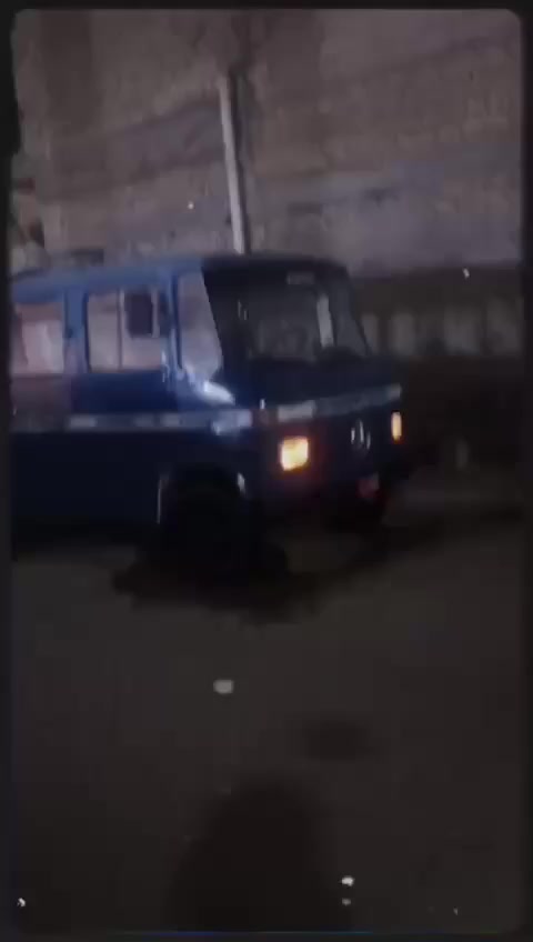 السلام عليكم سياره لبيع جاهزه من كلشي مكينه وكير خرسه جديده راديتر جديده تخم تاير جديد جعمقه جديده سبرنكات جداد فلنجات جداد خشبه جديده كاعيه جديده كهربايات كلهه شغاله باتريات جداد السيارة كبل الشارع جاهزه من كلشي ربع ماذب عليهه الشراي اتصل وبيك خير ودالل مكان الناصريه ***********
