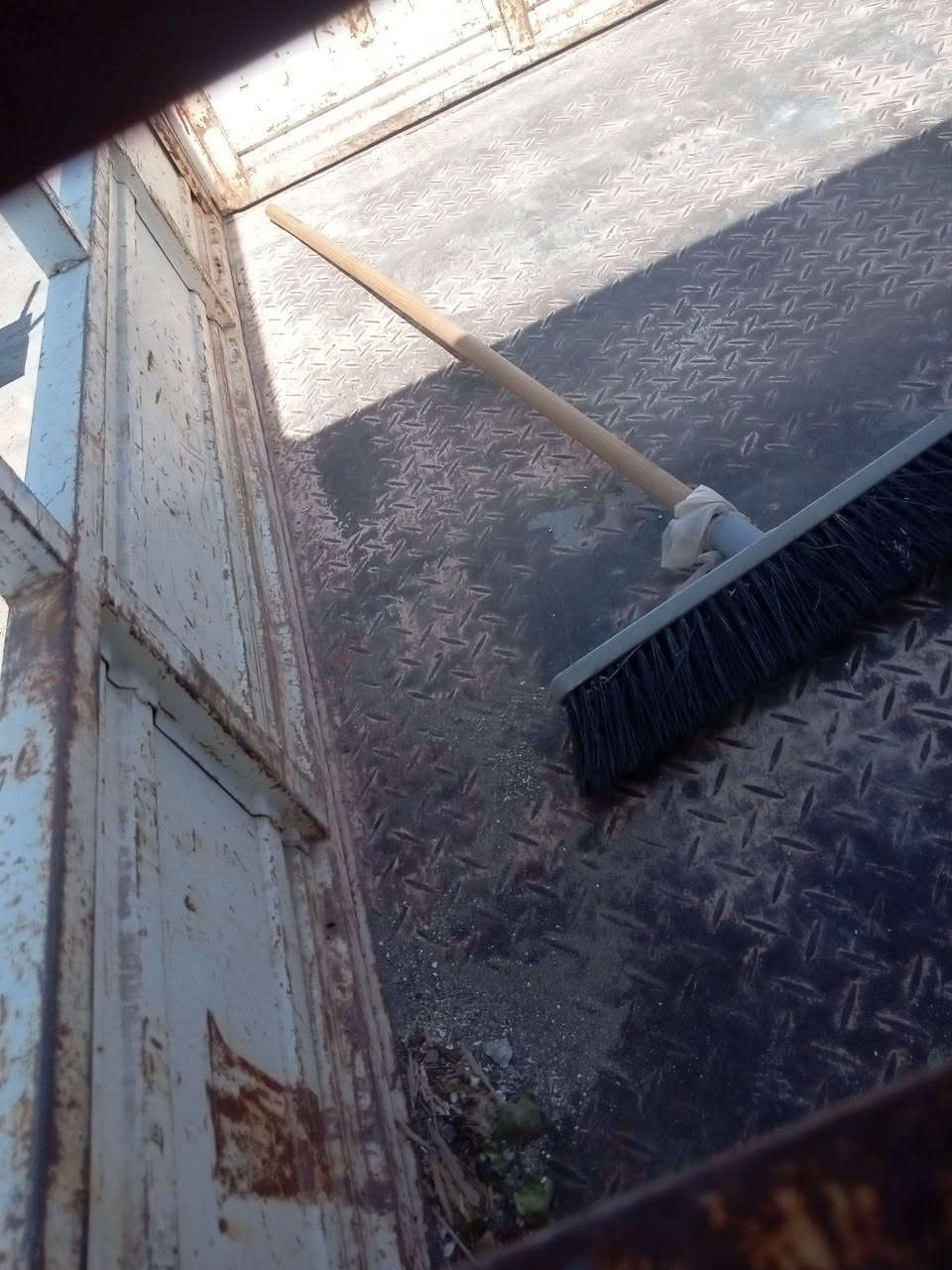 تم فتاح محل تجيرات قرب شارع 40


**إذا كنت صاحب هذا الإعلان وتريد حذفه لأي سبب، رجاءا أرسل رسالة إلى الدعم الفني**