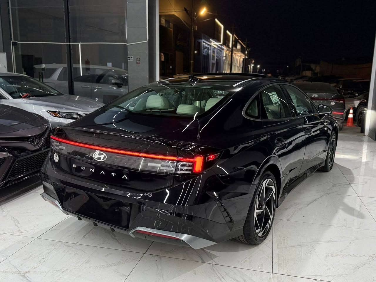 HYUNDAI : درووستكراوى
                      مۆديل :SONATA-SEL
‎2024 : سال
V4 :  بزوينەر
                                دۆخ : امريكى 
                       لێدراو : 1 پارچه سبوع
‎ماوەى رۆشتوو:9.000
                                  نرخ : 195$
‎ناونيشان: هەولێر
*********** أربيل, العراق
