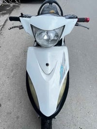 عندي ماكس عدله نضيفه مكينه بلاديه شغاله سلف وهندر شلعه ومعدل كهربائيات...