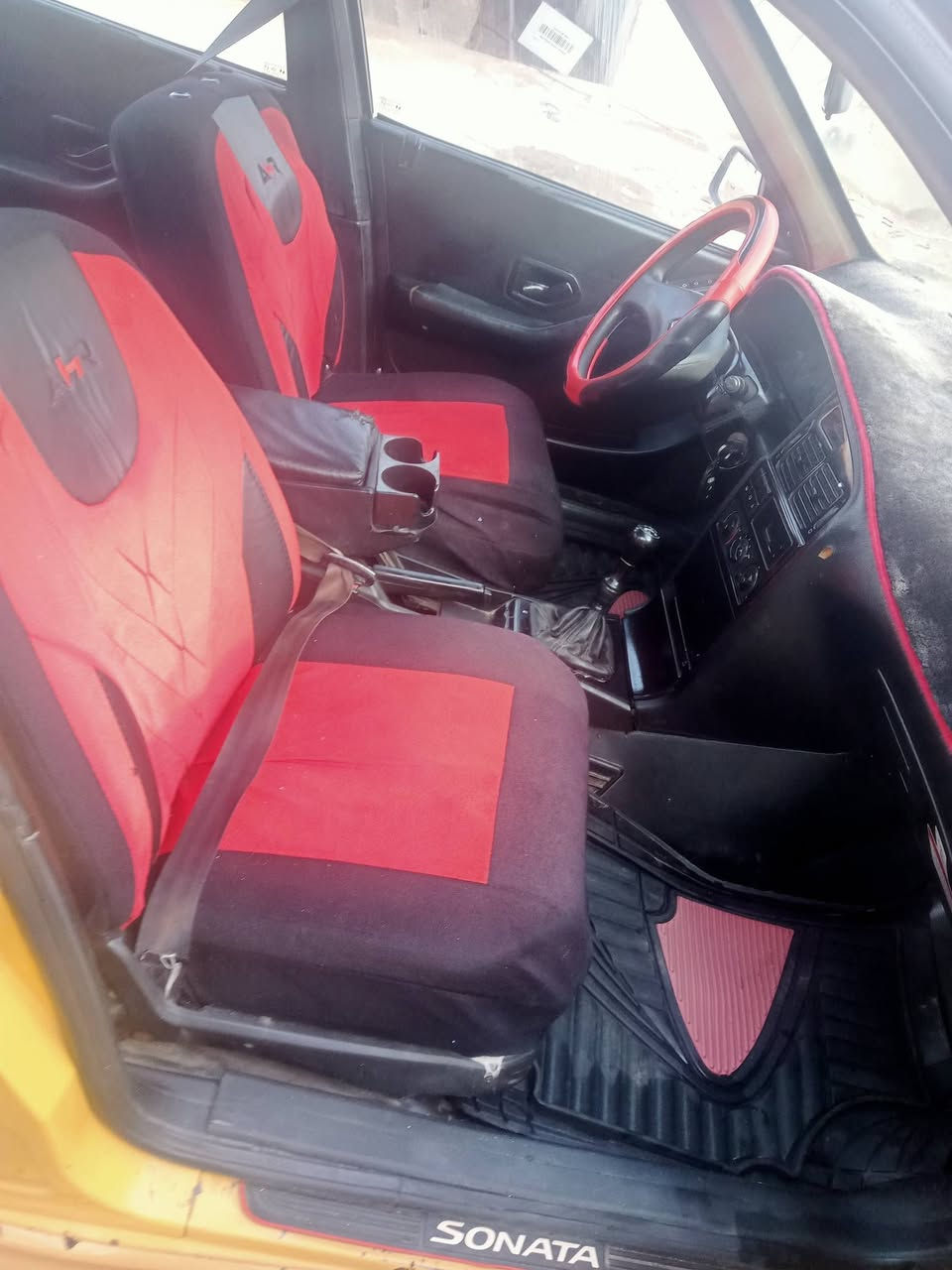 سلام عليكم بيجو رواى 2009 سيارة جديده كفاله عامه ب اسمي سنويا 28 مكينه جديده تخم  تاير رقم نكليزي سعر 33 وبيها مجال مكاني العبيدي ***********
