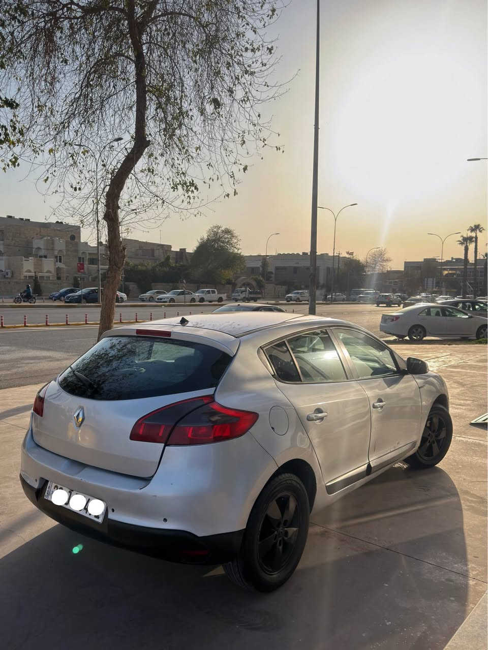 رینۆ ـ میگان ـ فەرەنسی
2012
جانتا
گێر تۆماتیک و عادی  .چوار جام کارەبا.جام ئۆتۆ.شاشە.ڤۆلیۆم.دەبڵ تەحدید سورعە.ئاوینە کارەبای.رەقەم وسەنەوی نوی.تازە سیرڤس کرایە.
.
حیزام سبوغ بئ شان و سەقەف بشت و پئشى نيتى
سعر ٦٥$  مجال 
رەقەم واتسئاپ
*********** أربيل, العراق
