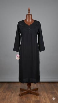 كشمير • سواد فاحم • ملابس