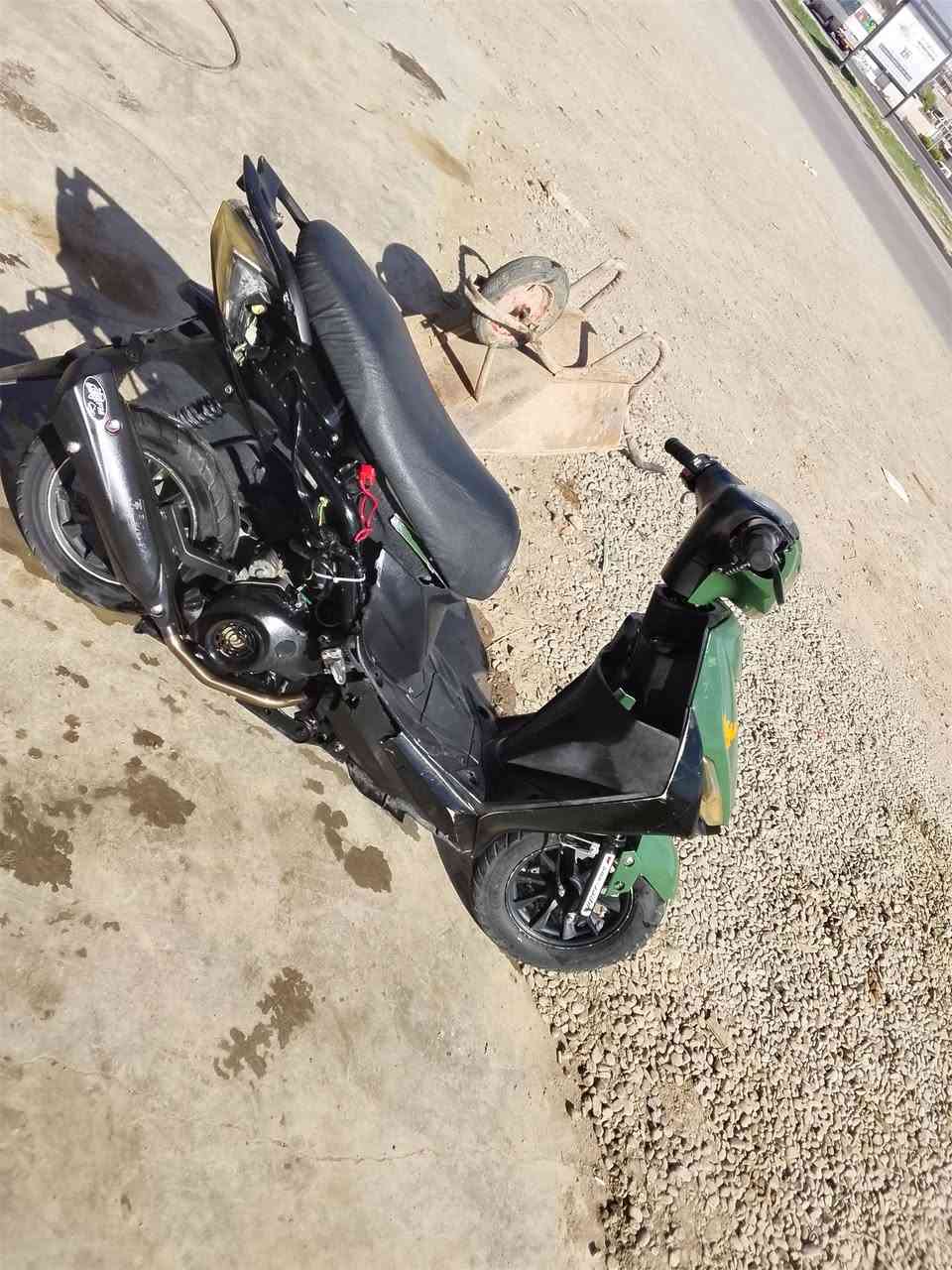 ماکسFSمكینه كبس ممفتوح شرط لاصرف ولابخار شلعه ومعدل طياره كهربایات كله شغال صالنصهFM💥زوج تایرات جديده لوك بریك امامي وخلفي توب جدد للبیع ومراوس ویه عبدالحلیم كون نضیف سعره380بیهه مجال بسيط الي عنده مراوسه ینزلهه بل تعلیقات تحیاتي للجمیع🖤


**إذا كنت صاحب هذا الإعلان وتريد حذفه لأي سبب، رجاءا أرسل رسالة إلى الدعم الفني**