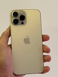 آيفون ١٣ برو ماكس • ٢٥٦ • بطارية ٨٤٪