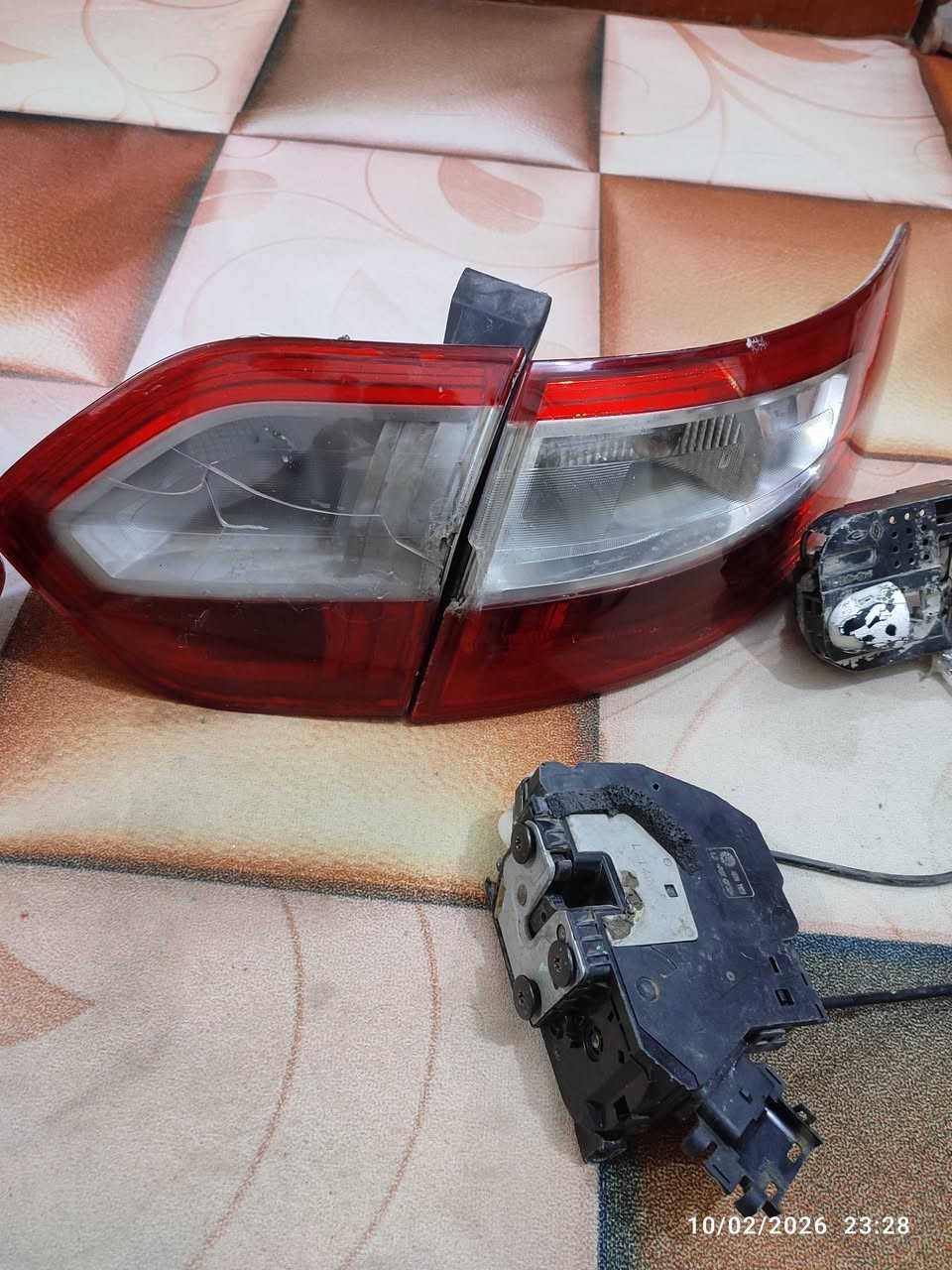 بك لايتات رينو وقفل للبيع


**إذا كنت صاحب هذا الإعلان وتريد حذفه لأي سبب، رجاءا أرسل رسالة إلى الدعم الفني**