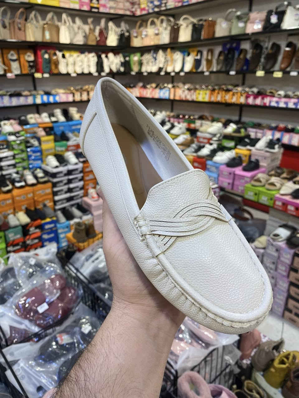 جديد بضاعة العيد 
فلات نسائي 
طبي وخفيف ومريح باالبس 
كوالتي عالي 💯💯
قطعة اتخبل اربع الوان
قياسات ٤١/٤٠/٣٩/٣٨/٣٧

⭕ العنوان موصل حي المهندسين مول قوارير
      الطابق الثاني 

⭕يوجد توصيل داخل الموصل 

⭕هاتف ***********

⭕هاتف ***********
