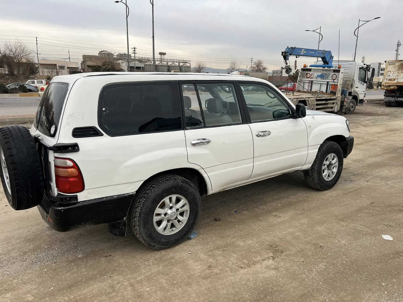 مۆنکا 
مۆدیل 2000
گیر عادی
گیرو مەکینەی بەشەرت
ئارمی سۆرانە 
سعری کۆتای 47$گەلا
***********
