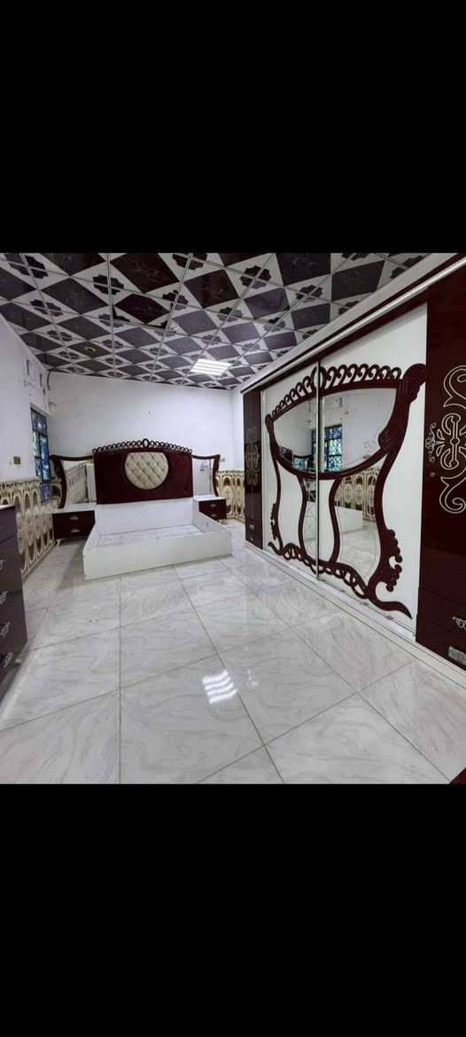 غرف لبيع تركي حلوه ونضيفه سعر 450 بيه مجال عنوان بصره حيانيه واساب ***********
